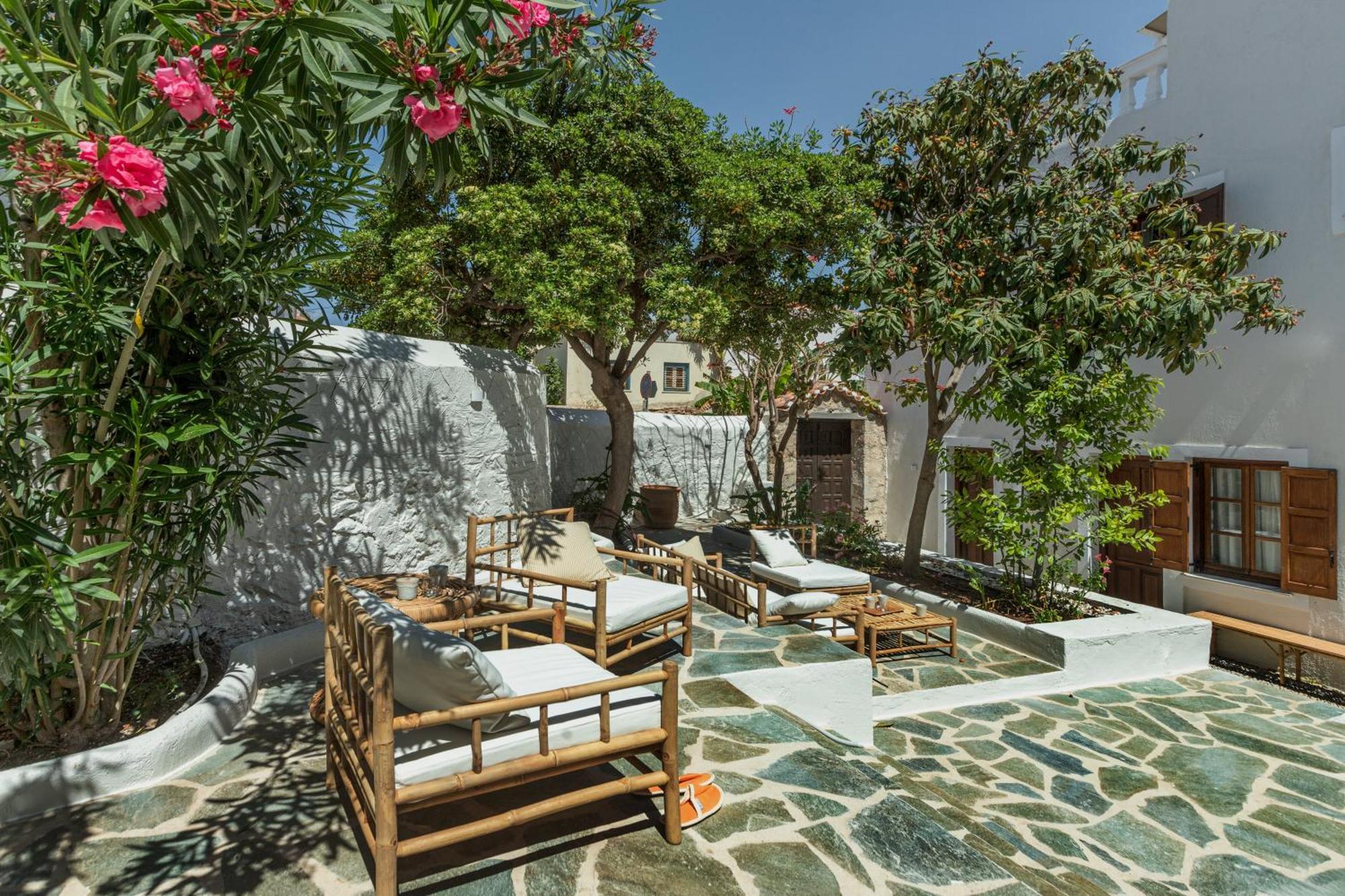 Teresa Spetses Hotel Ngoại thất bức ảnh